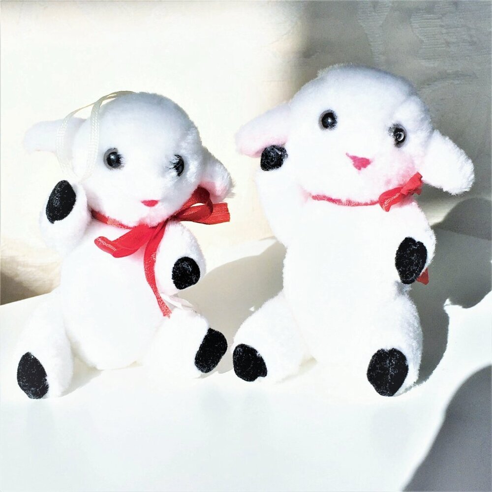 SHEEP SISTERS - CHRISTMAS ORNAMENTS - Picture 3 of 6